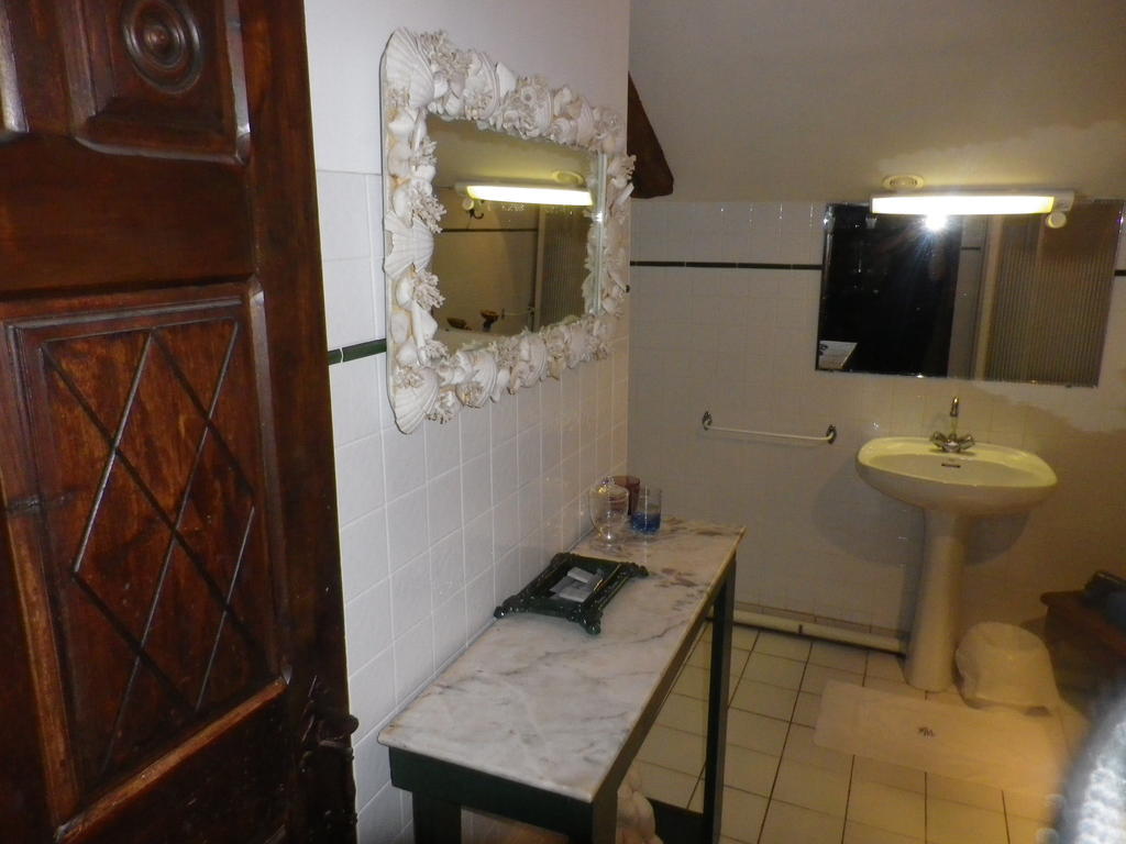 Chambres Et Table D'Hotes Manoir Capcazal De Pachiou Mimbaste ภายนอก รูปภาพ