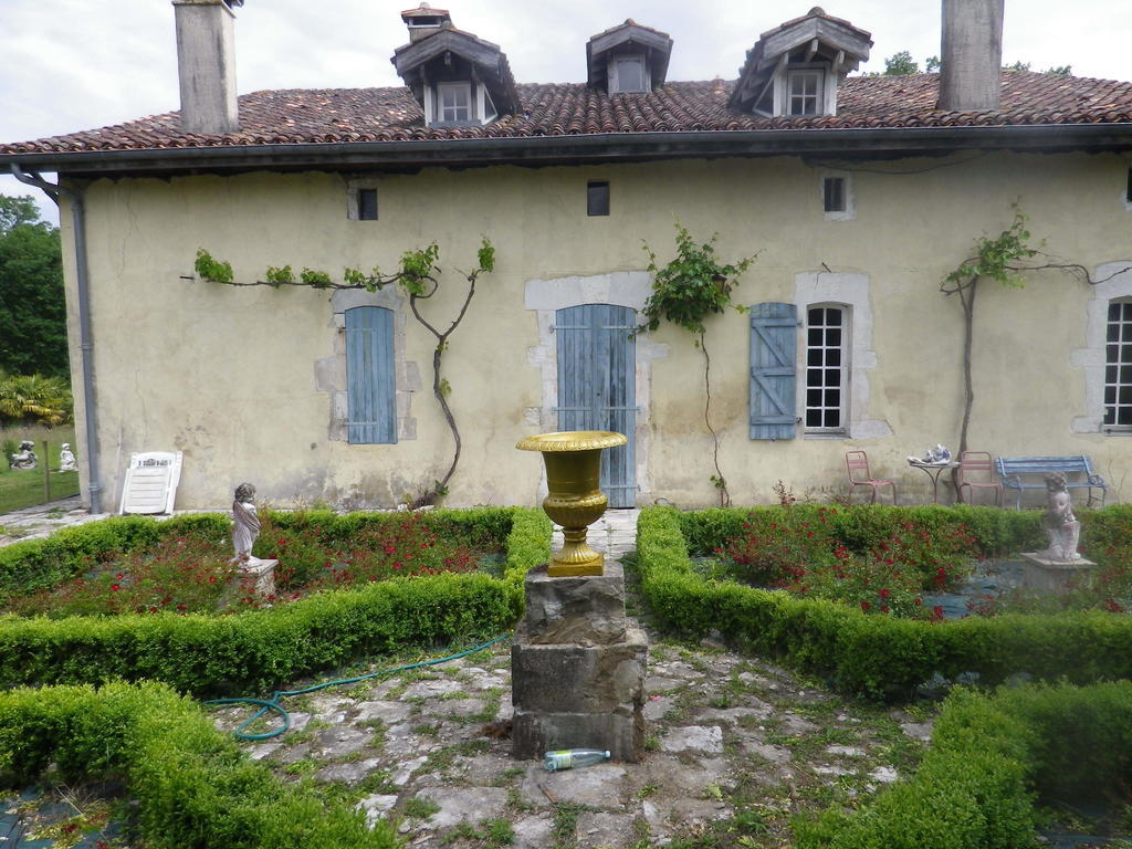 Chambres Et Table D'Hotes Manoir Capcazal De Pachiou Mimbaste ภายนอก รูปภาพ