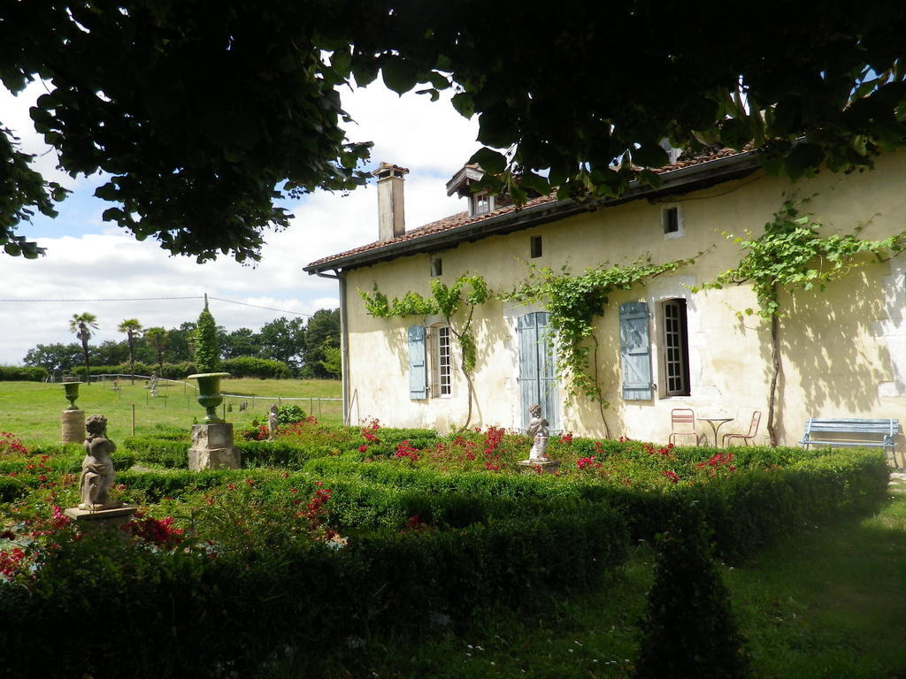 Chambres Et Table D'Hotes Manoir Capcazal De Pachiou Mimbaste ภายนอก รูปภาพ